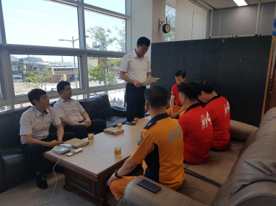 다대포 수상구조대 특수구조단장님 방문(2018.07.25) 사진2