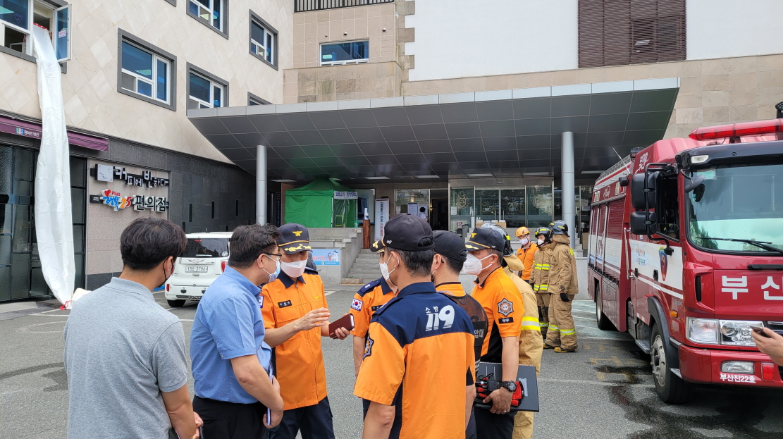 추석연휴대비 화재안전점검 요양병원 방문 사진2
