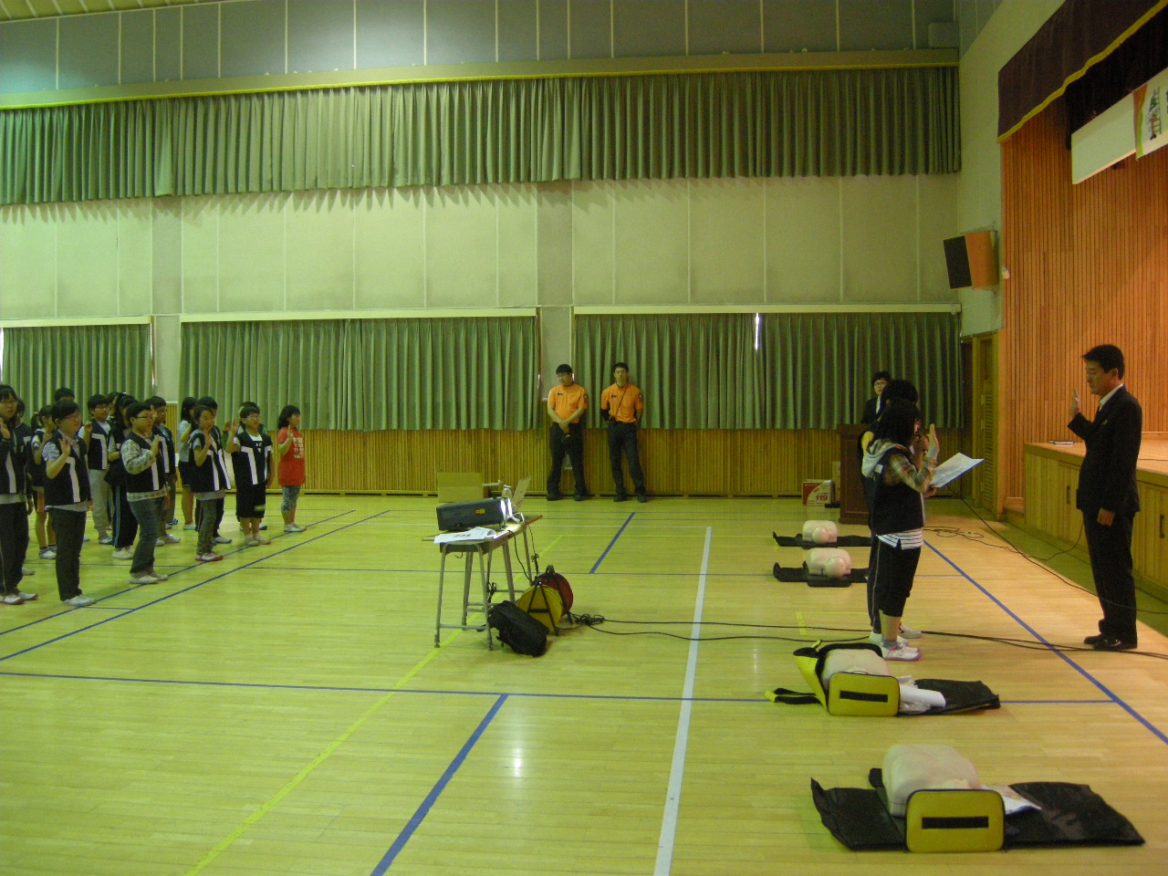 초량초등학교 119소년단 선서식 및 소방안전교실 운영 사진1