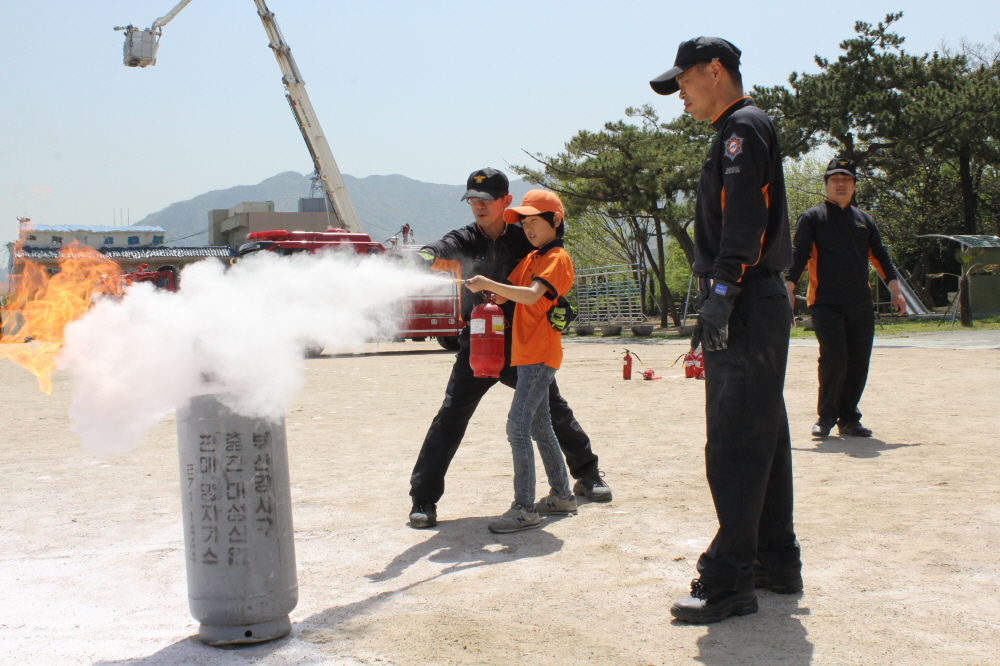 한국119소년단 발대식 및 소방안전체험 행사 실시 사진2