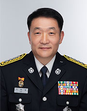 동래소방서 37대_이재열서장님사진
