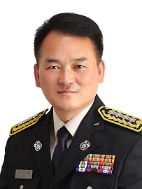 최대붕 서장 사진